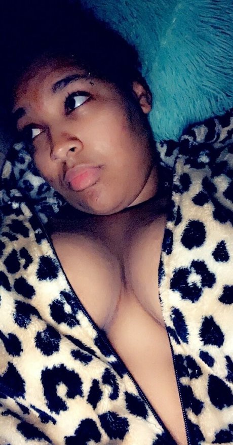 queen coco21 sexy pornstar pics