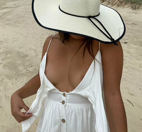 sensualmassagegirl porn actress pic