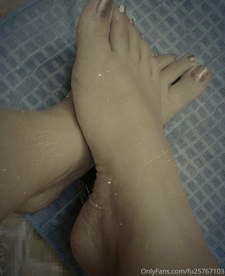 famouscreamy erotic pornstar pic