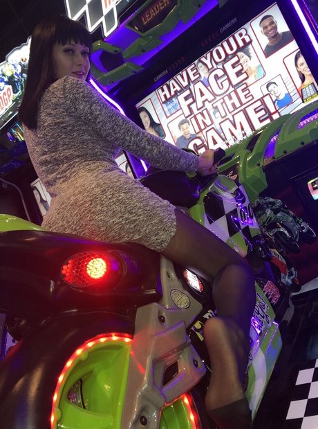 hairy vagina onlyfans porn picture