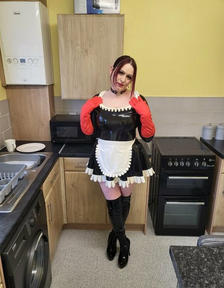 latexnikki12 adult model photo