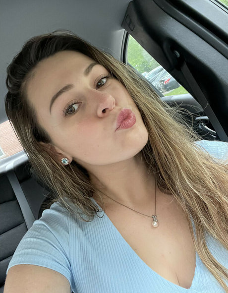 DDDbrii beautiful pornstar pics