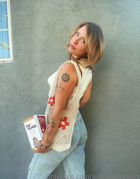 willowwhispers pornstar nudes images