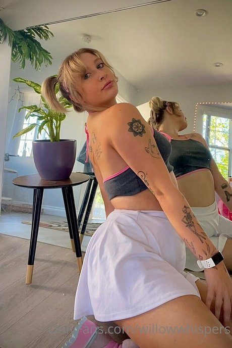 willowwhispers star hot photos