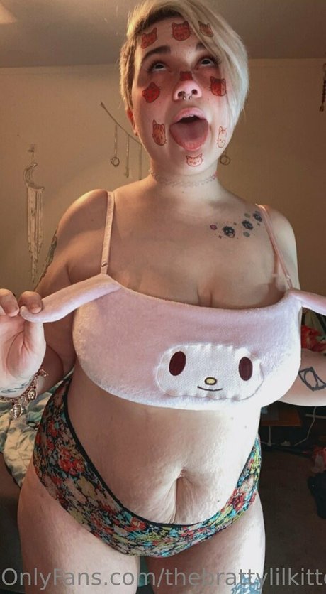 thebrattylilkitten best star picture