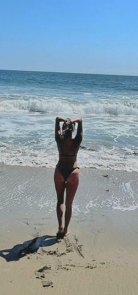 Jana Kramer model free images