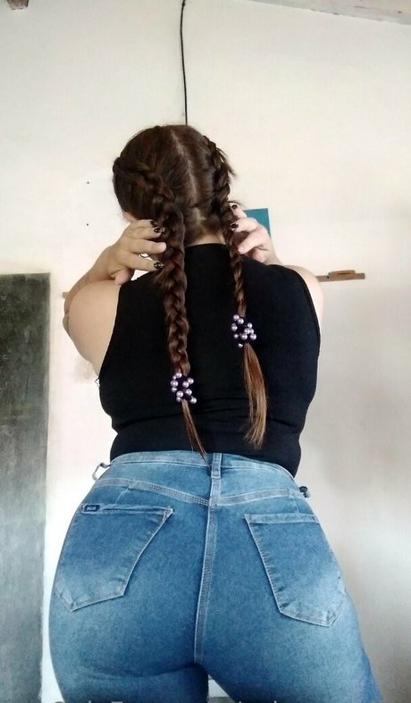 spicepaprika best model image