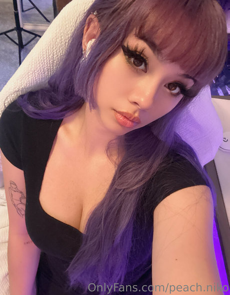 peach niko model nude photos