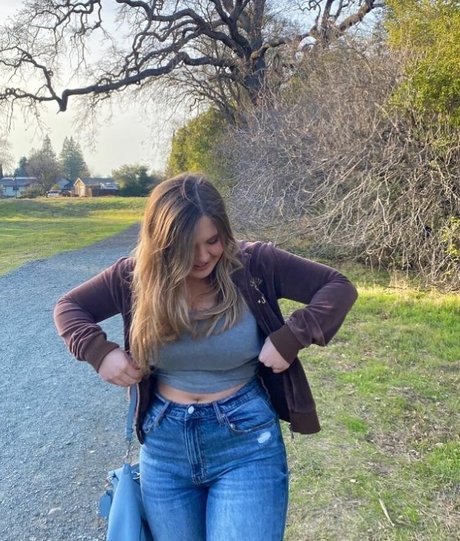 teen blowjob onlyfans pretty img