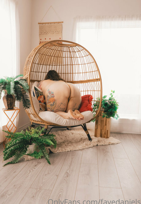 fayedaniels perfect star pictures