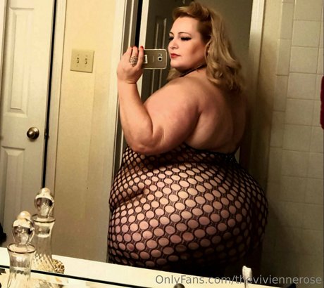 theviviennerose hd star image