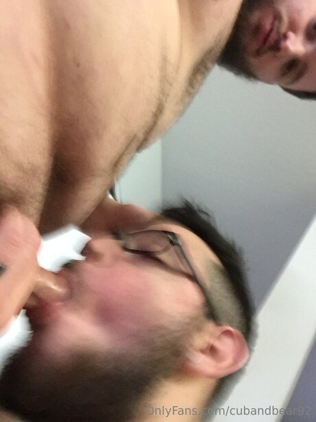 cubandbear92 star free img