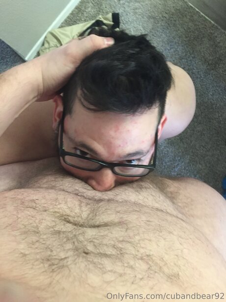 cubandbear92 art model pic