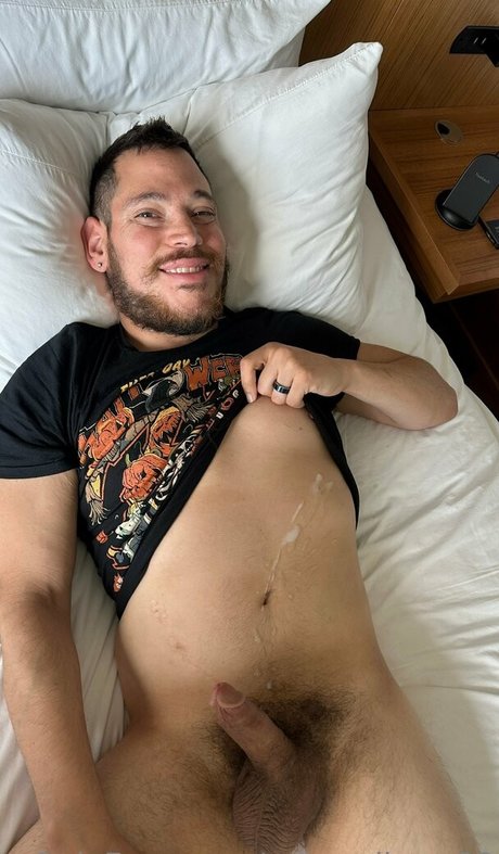 cubandbear92 naked actress pic