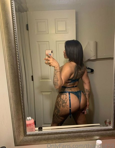 thunda859 hot model galleries