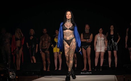 FemkeFTW star erotic photos