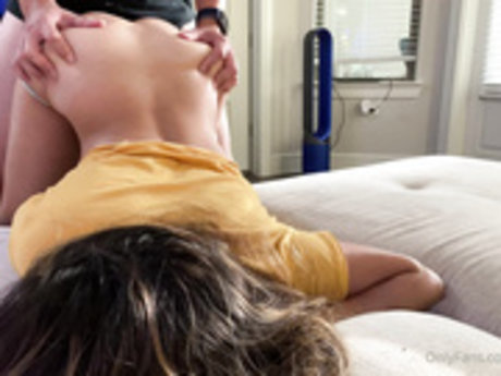 AdrianaSkye top model picture