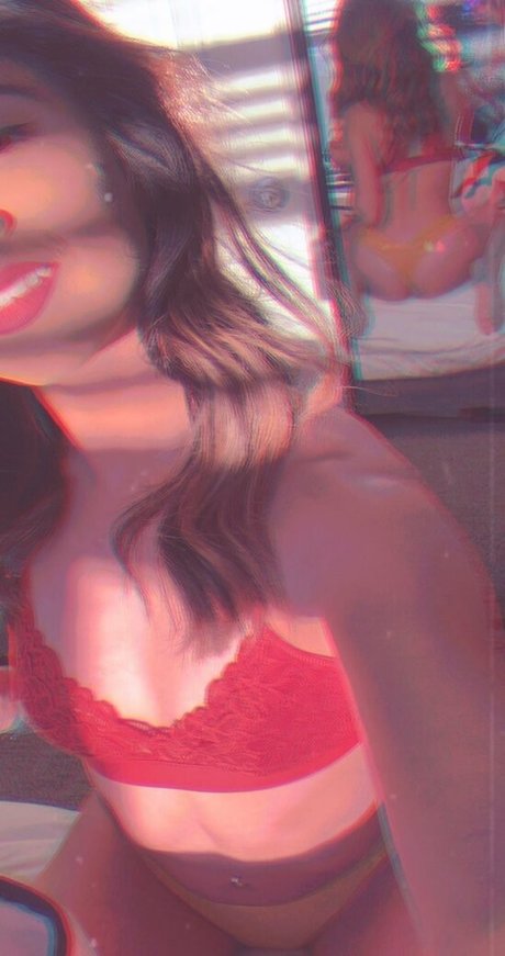 AdrianaSkye star pictures