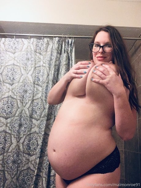 mal monroe star top pic