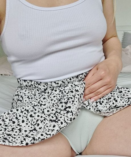 Rose Jones model hd pics