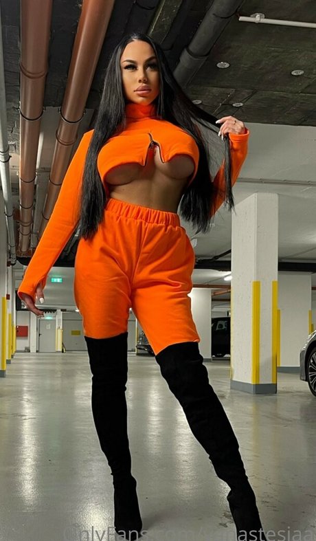 vanastesiaa nudes actress archive