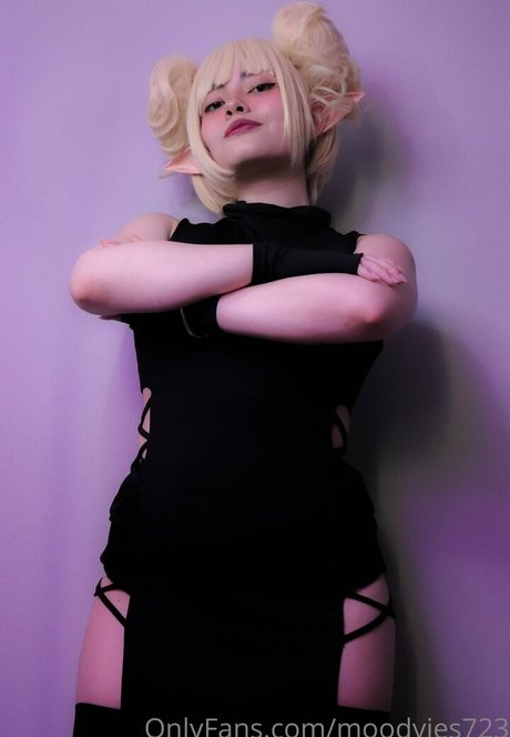 Moodyjes723 nude pornstar gallery