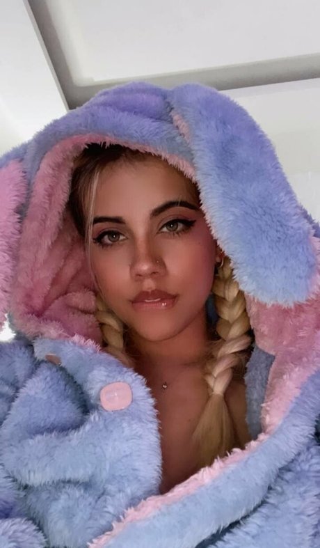 interracial lesbians onlyfans free xxx photos