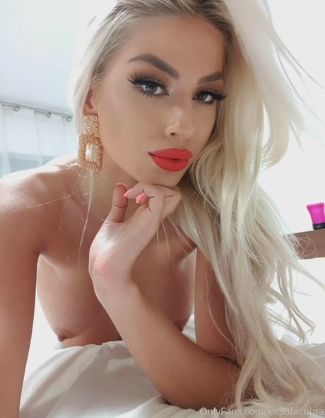 Kissofacobra star sexy image