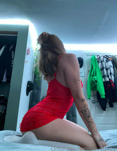 Yayoux03 pretty model pic