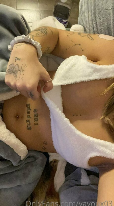 Yayoux03 naked actress img