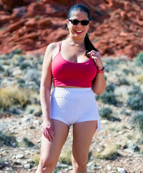 Eimeo porn model picture