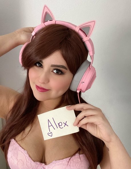 Stockingcos porn model pics