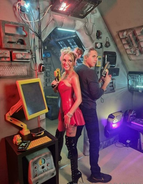 Stacey Saran pornstar free pic