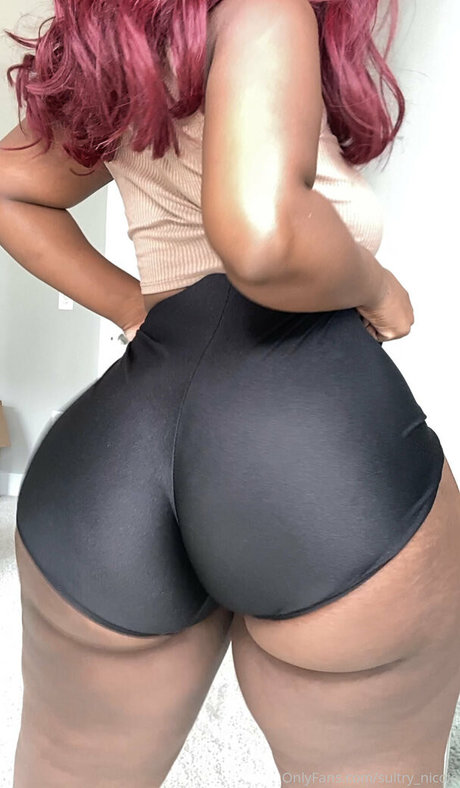 famous onlyfans sexy nudes picture