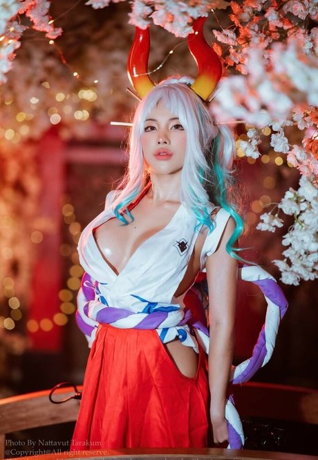 Donutty Siraporn naked actress archive