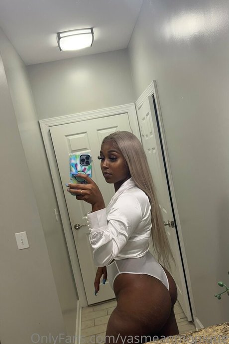 Yassssssss Photo Gallery