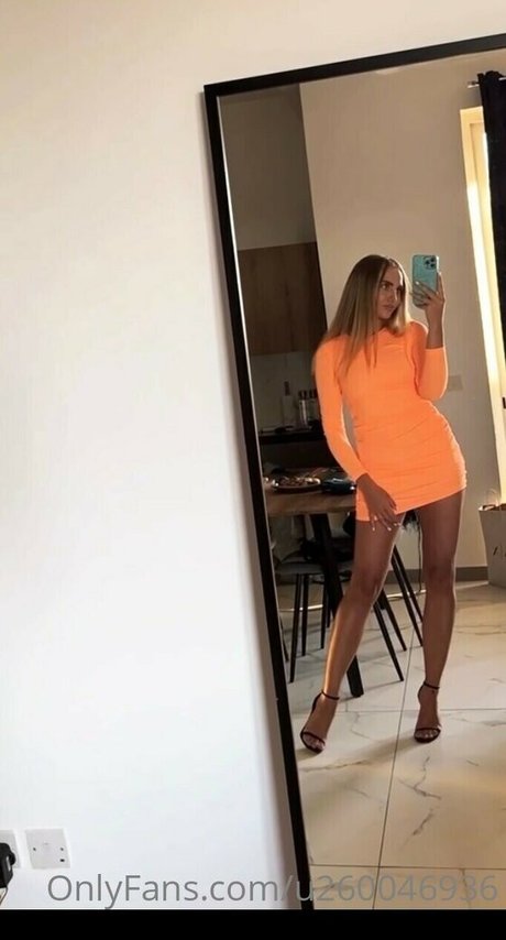 eva e free model images