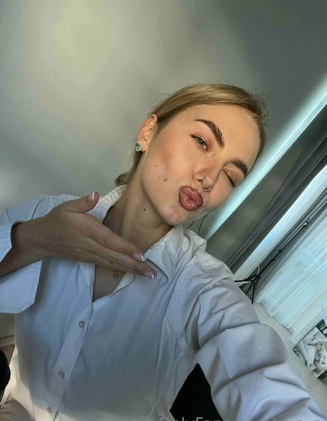 eva e adult star galleries