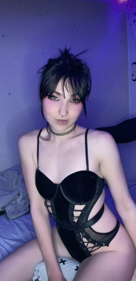 fairyyspit beautiful actress photo