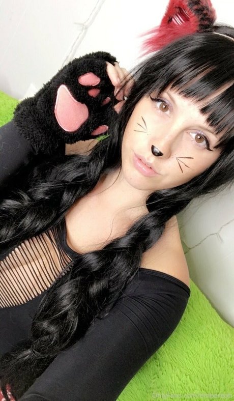 Embereon star nudes image