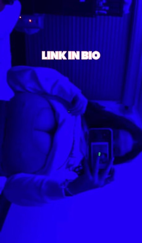 vip onlyfans pornographic pictures