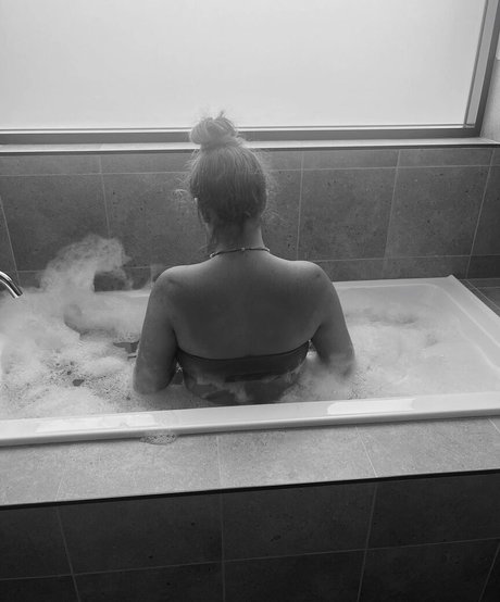 Hayley Aurisch pornstar sexy pictures