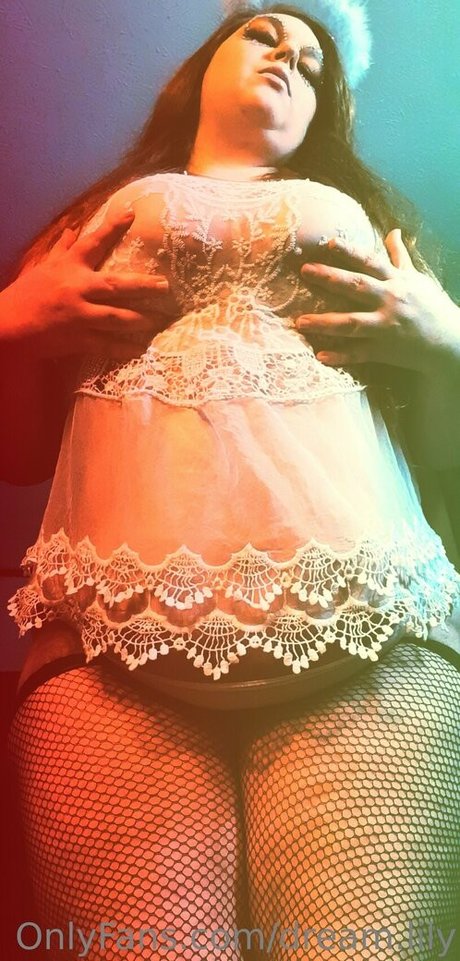 dream lily star hot archive