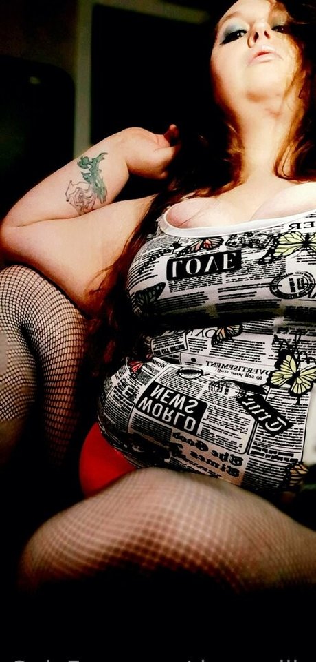 dream lily exclusive star photo