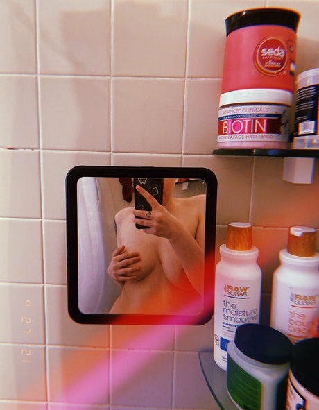 filomenastar model art galleries