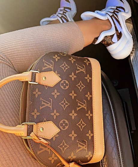 trans free onlyfans hot naked pictures