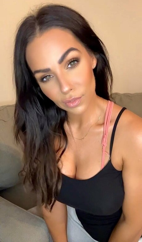 Rebecka Styles beautiful star photo