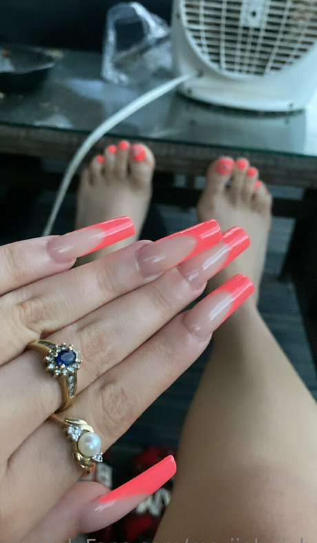 thick ass onlyfans beautiful photo