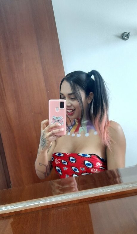 orgasmicsquir model art photo