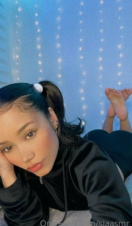 female popular onlyfans free naked images